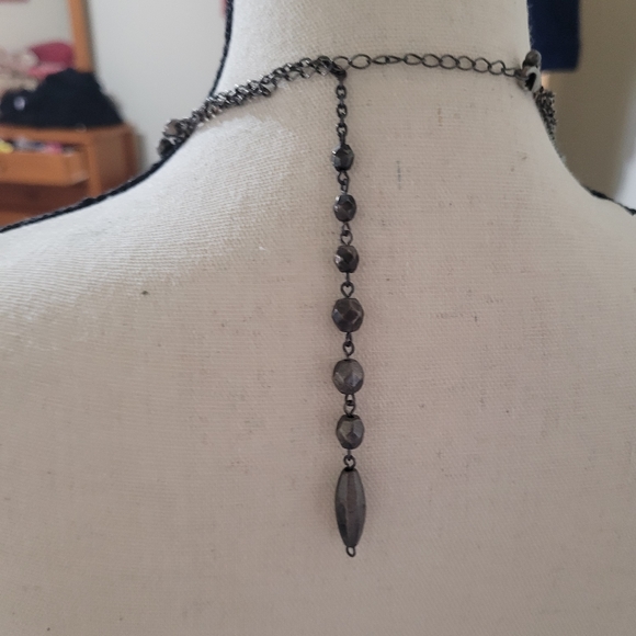 Lane Bryant Beautiful Flower Bling Necklace Used...Bougie !!!..strand beads miss - Picture 6 of 11